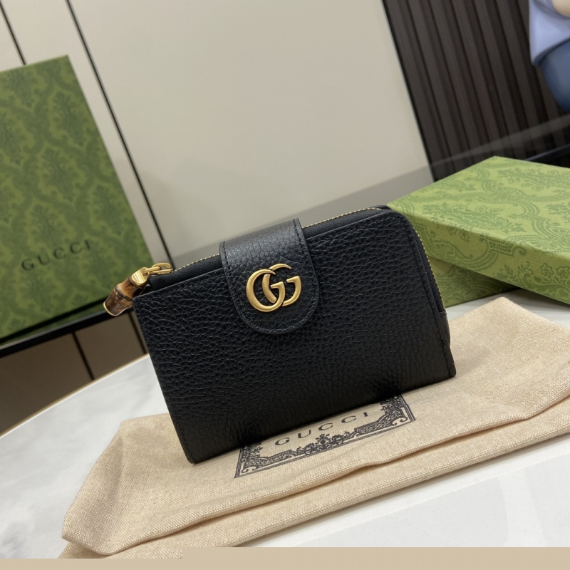 G*u*i wallets & purse